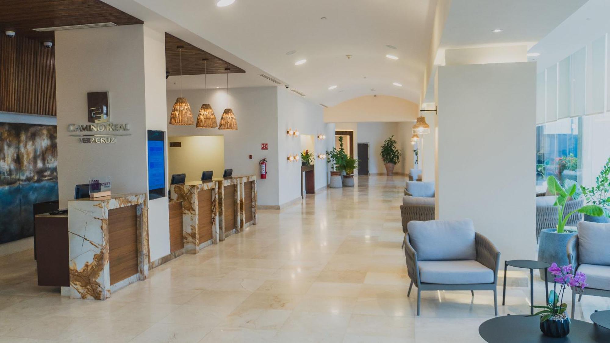 Camino Real ורקרוז מראה חיצוני תמונה Lobby