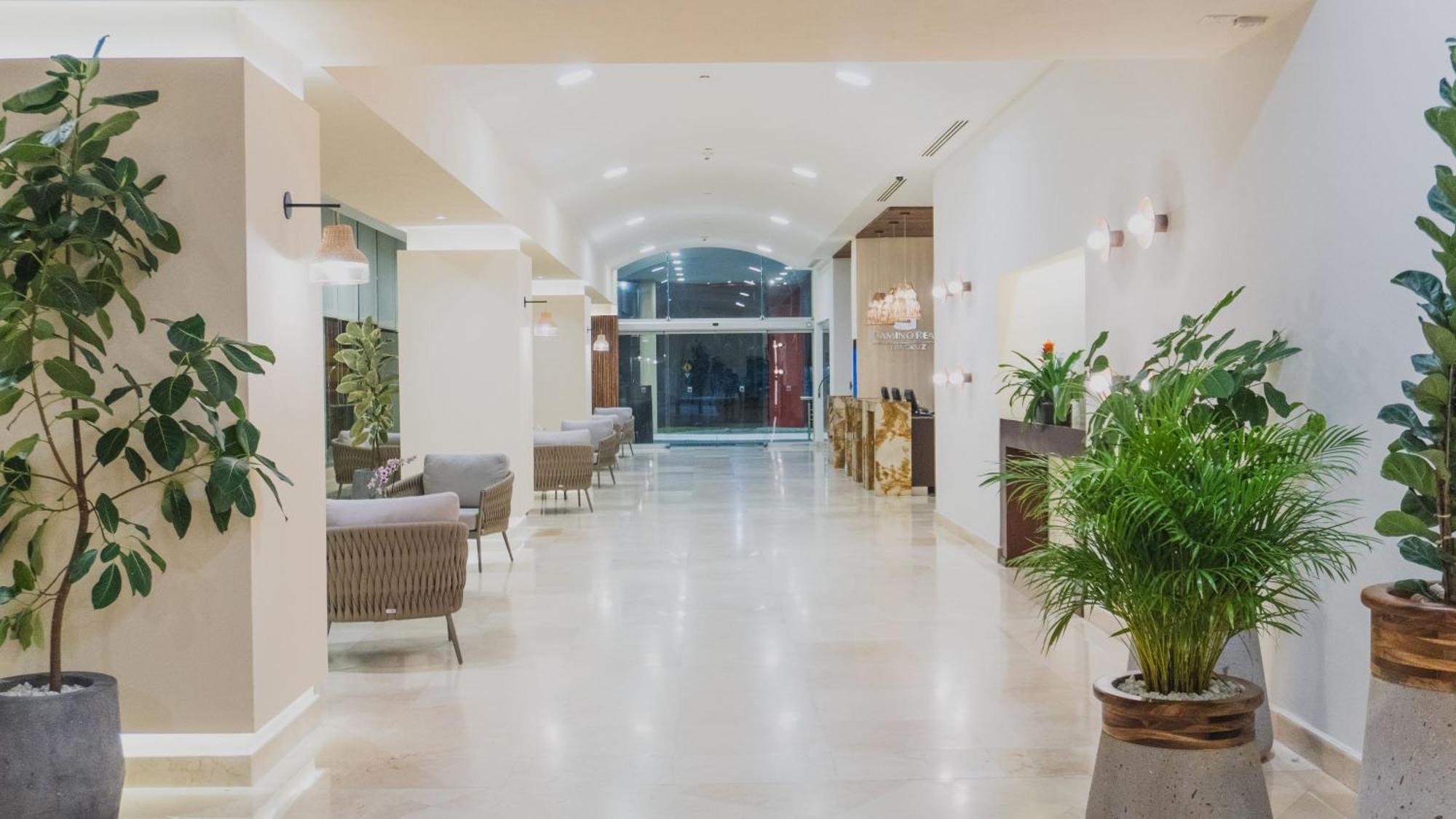 Camino Real ורקרוז מראה חיצוני תמונה Lobby
